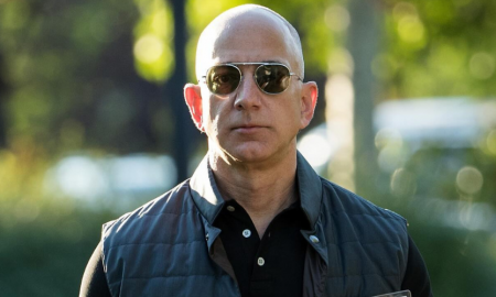 How Much Does Jeff Bezos Make Per Hour